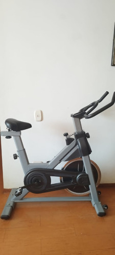 Bicicleta Estatica Spinning Gimnasio Fitness Yb-ls01 Gris 6k