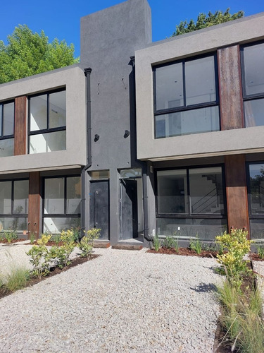 Imagen 6 de 18 de Venta De Complejo/condomino Gabriela Mistral | Ituzaingo N