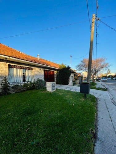 Imagen 21 de 22 de Venta Chalet En Ph Indep 4 Amb. Reciclado. Garage. Patio Y Terraza. Zona Punta Mogotes. Oportunidad