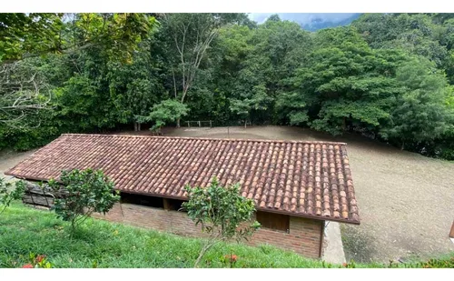 Finca En Venta , En San Jerónimo , Antioquia , Colombia.