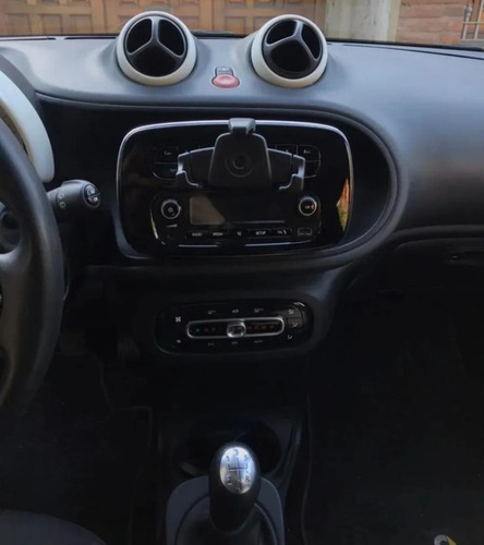 Imagen 8 de 10 de Smart Forfour 2016 City 1.0 71 Hp Titular Vende