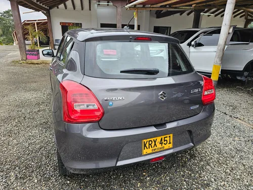 Suzuki Swift Hybrid Modelo 2022, Único Dueño.