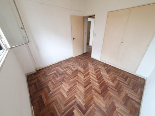 Departamento De 2 Ambientes Con Balcón Y Vista Abierta
