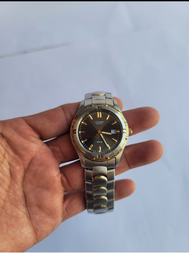 Reloj Citizen Cuarzo Tono Acero