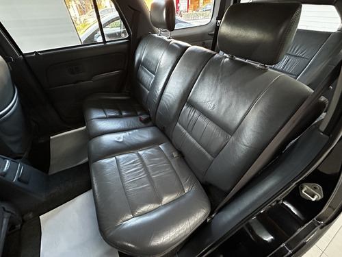 Toyota Hilux SW4 3.0 4X4 8V TURBO DIESEL 4P MANUAL