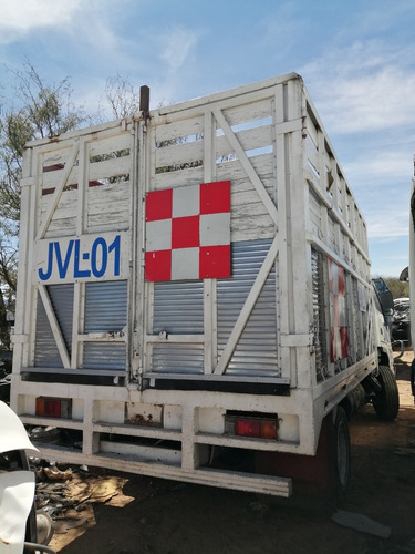 Imagen 4 de 8 de Desarmo Isuzu 450 Año 2012 Solo Por Partes