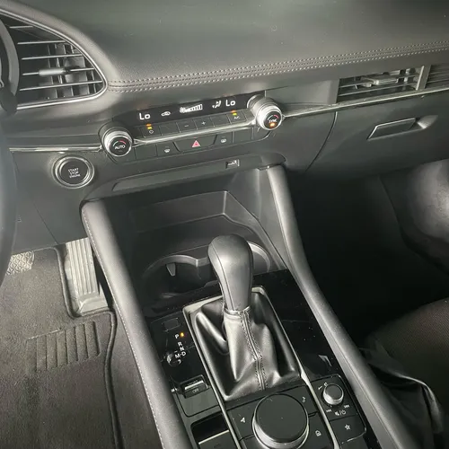 Mazda 3 2024