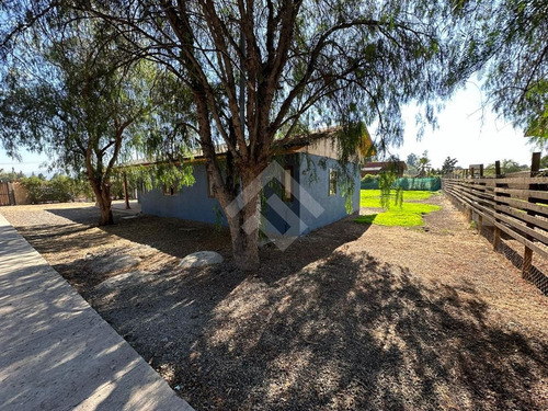 Arriendo En Tlgte Casa 3d 3b Con Piscina Y Riego En 1000 Mts