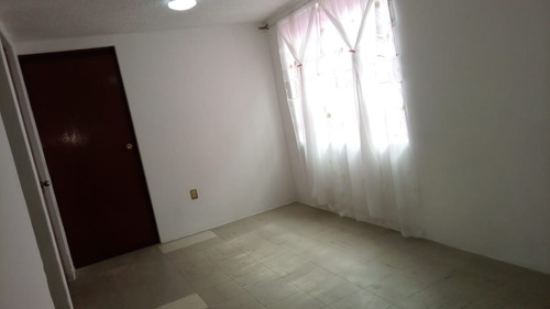 Departamento Dos Recámara, Un Baño, Sala, Comedor, Cocina