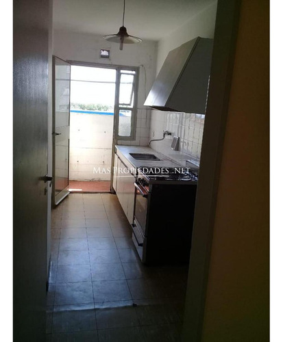 Departamento En Venta En Banfield 3 Ambientes