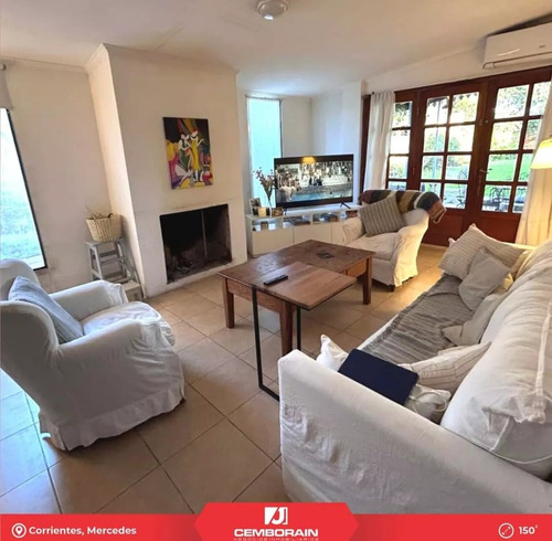 Casa Céntrica Con Amplio Parque En Mercedes Corrientes