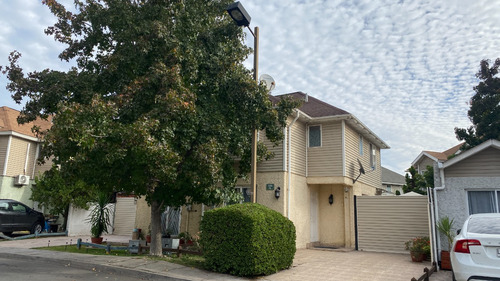 Excelente Propiedad En Condominio Seguro. Sin Comision.