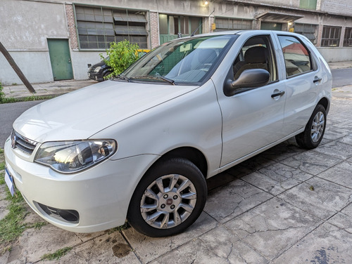 Imagen 2 de 16 de Fiat Palio 2015 1.4 Fire Pack Seg. Top