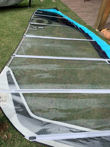 Vela Windsurf