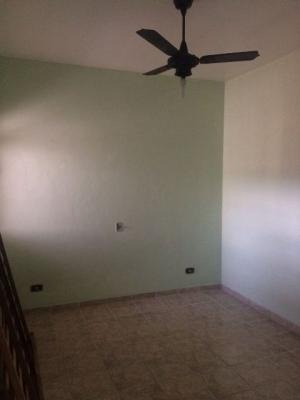 Imagem 13 de 14 de Casa Em Itanhaém 800 Metros Do Mar, Rua Asfaltada.