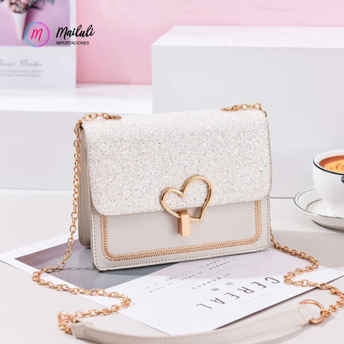 Cartera De Dama Con Solapa Y Broche De Corazón