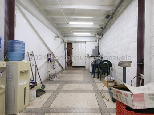 Milagros Inmuebles Edificio Venta Barquisimeto Lara Zona Centro Economica Residencial Economico Comercial Código Inmobiliaria Rent-a-house 24-21728