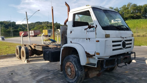 Vw 26220 Ano 2004 Chassi
