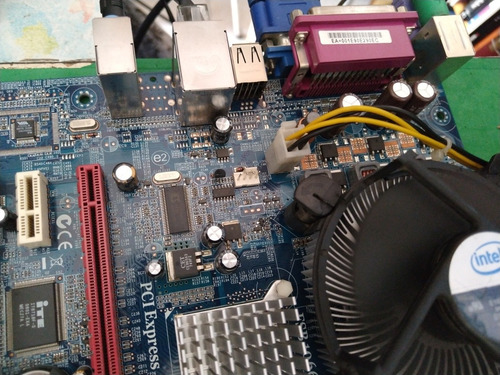 Kit Placa Pcware Pw-vm900 + Dual Core + 2.5 Ghz Memória #19