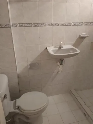 Casa De 3 Aptos Ideal Para Inversion O Vivienda