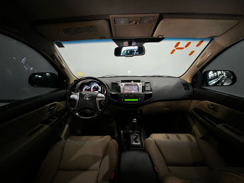 Toyota Hilux SW4 3.0 TDI 4x4 SRV 5L