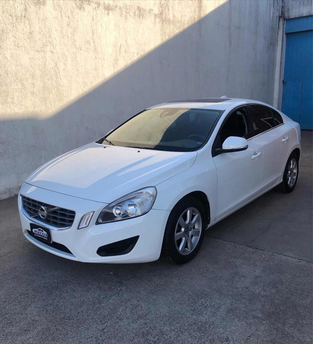 Imagen 1 de 10 de Volvo S60 2014 2.0 T4 180cv At