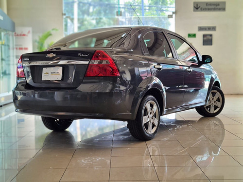 Imagen 10 de 13 de Chevrolet Aveo 2015 1.6 Lt At (c)