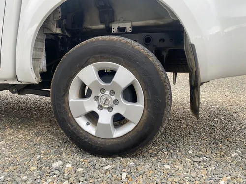 Nissan Frontier 2.5 Cd Sabanera 4X2