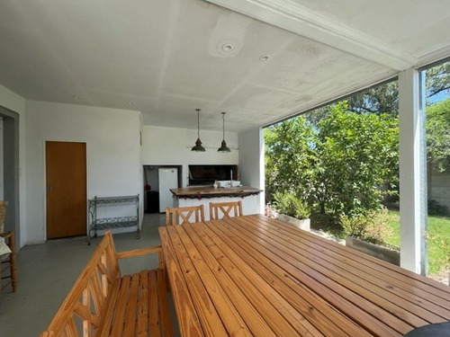 Imagen 16 de 28 de Venta. Casa Quinta. Junin. Se Acepta Depto Caba. Financiación