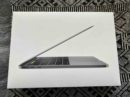Macbook Pro 13,3 Touch Bar 2019 Como Nuevo (Usado)