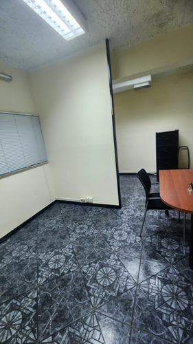 Grey Zuloaga Y Javier Philip Inzitu Realtors Venden Local Comercial En C.c. Metro Plaza San Diego Carabobo Venezuela