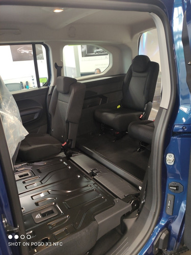 Imagen 9 de 14 de Peugeot Rifter Allure Pack