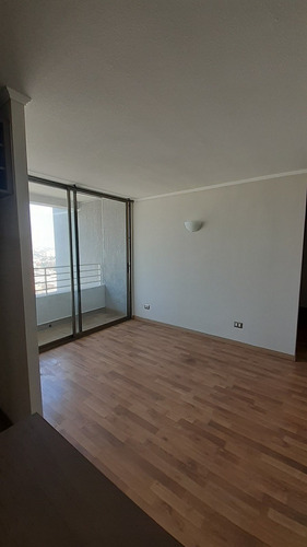 Imagen 3 de 14 de Departamento 2d Y 1b En Arturo Prat. Metro Matta