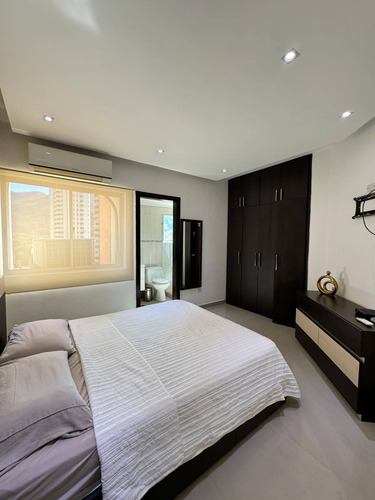 Meb Venta Impecable Apartamento Con Pozo Y Planta Las Chimeneas Valencia 285779