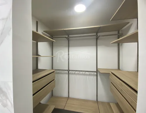 Apartamento En Arriendo En Los Balsos. Cod A776132