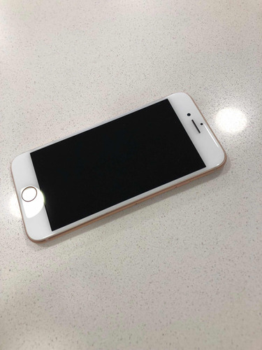 Celular iPhone 8, 64 Gb