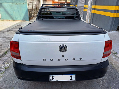 Volkswagen Saveiro 1.6 Robust Cab. Simples 16v Total Flex 2p