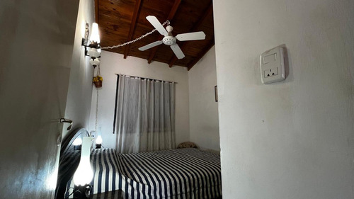 Casa En Venta - 2 Dormitorios 1 Baño - 112mts2 - Villa Gesell
