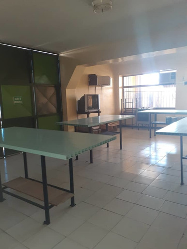 Imagen 9 de 30 de Amplia Casa En Venta La Esmeralda