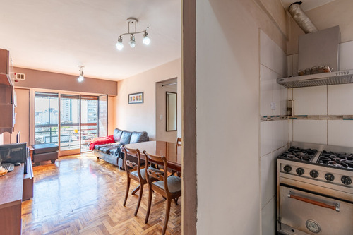 Venta Departamento 3 Ambientes Con Balcón Y Vista Abierta En San Cristóbal