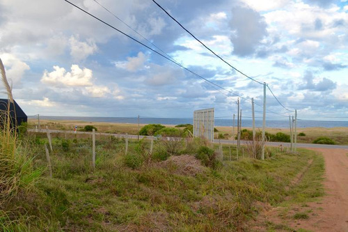 Terreno En Primera Linea Con Vista Al Mar