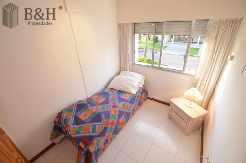 Apartamente Fte Al Mar Alquila Consulte