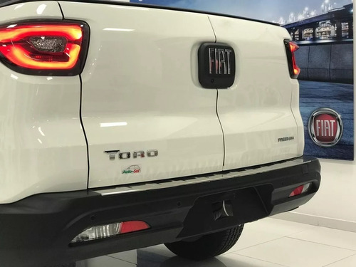 Fiat Toro Freedom 1.8 130cv 4x2 At6 - Nafta