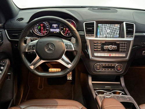 Mercedes-Benz ML 63 AMG ML 63 AMG 5.5 V8 32V BITURBO GASOLINA 4P AUTOMÁTICO