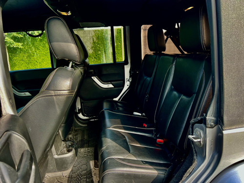 Jeep Wrangler 3.7 Unlimited Sahara 3.6 4x4 At