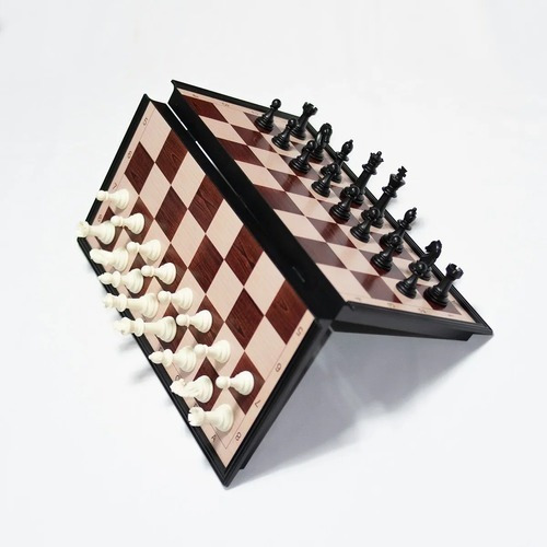 Tablero Juego De Ajedrez Magnético Chess 18 X 18cm