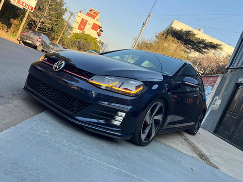 Imagen 10 de 16 de Volkswagen Golf 2018 2.0 Gti Tsi App Connect