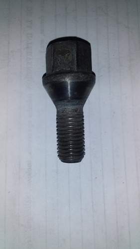 Tornillo Espárrago De Chevrolet Corsa