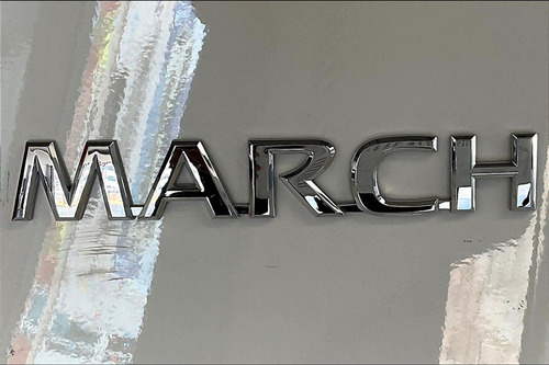 Nissan March 1.6 Sense At