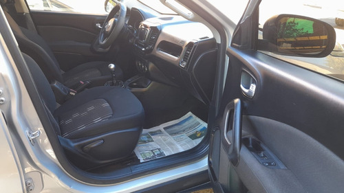 Imagen 9 de 13 de Fiat - Toro Freedom 2.0 16v 4x2